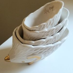 Anthropologie Hedgehog measuring cups
